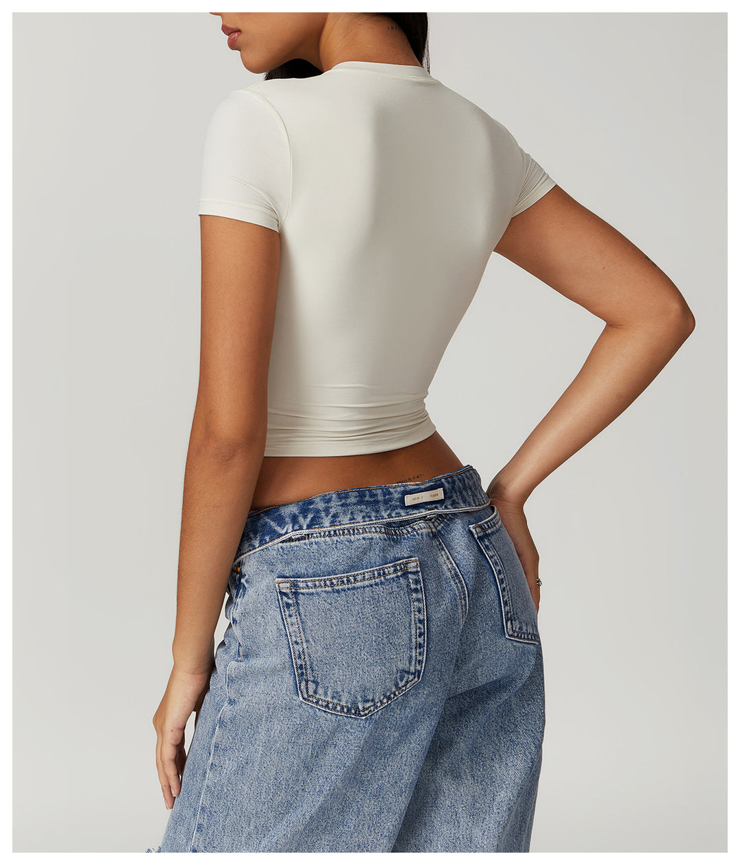 Callenora Short-Sleeve Fitted Crop Top