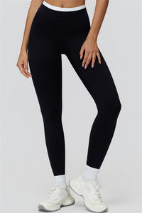 The Canyon Sports Bra Leggings 2-Piece Set