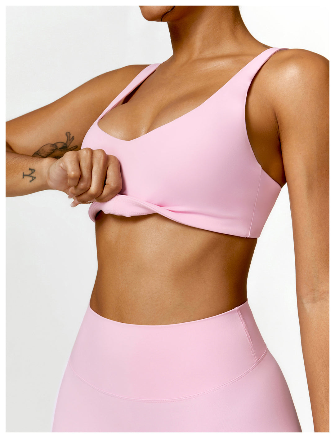 Evania Sports Bra