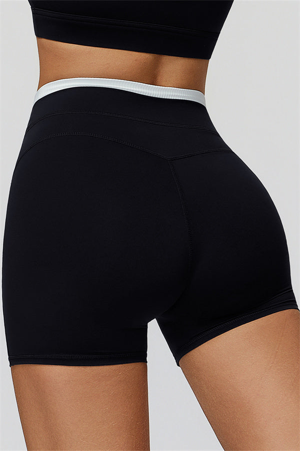 The Canyon Shorts — Black